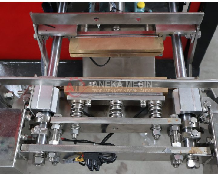 Cara Kerja Mesin Pengemas Snack
