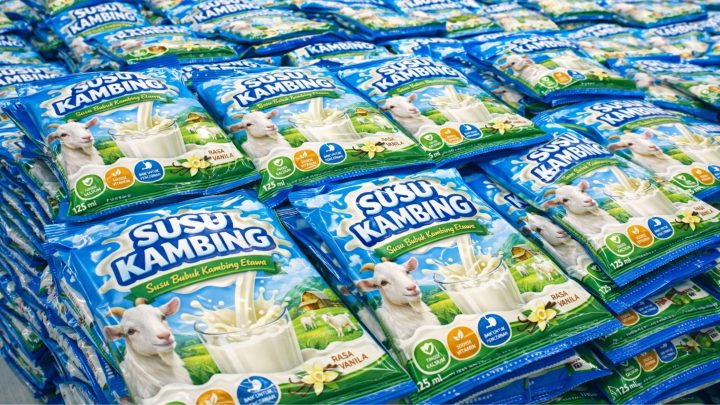 Mesin Bungkus Susu Kambing Sachet